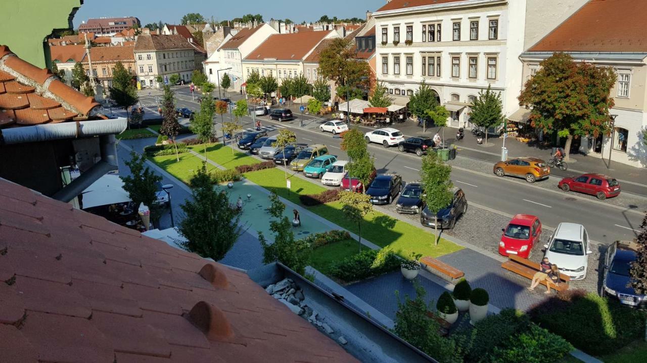 Luna City Apartman Apartment Sopron Exterior photo